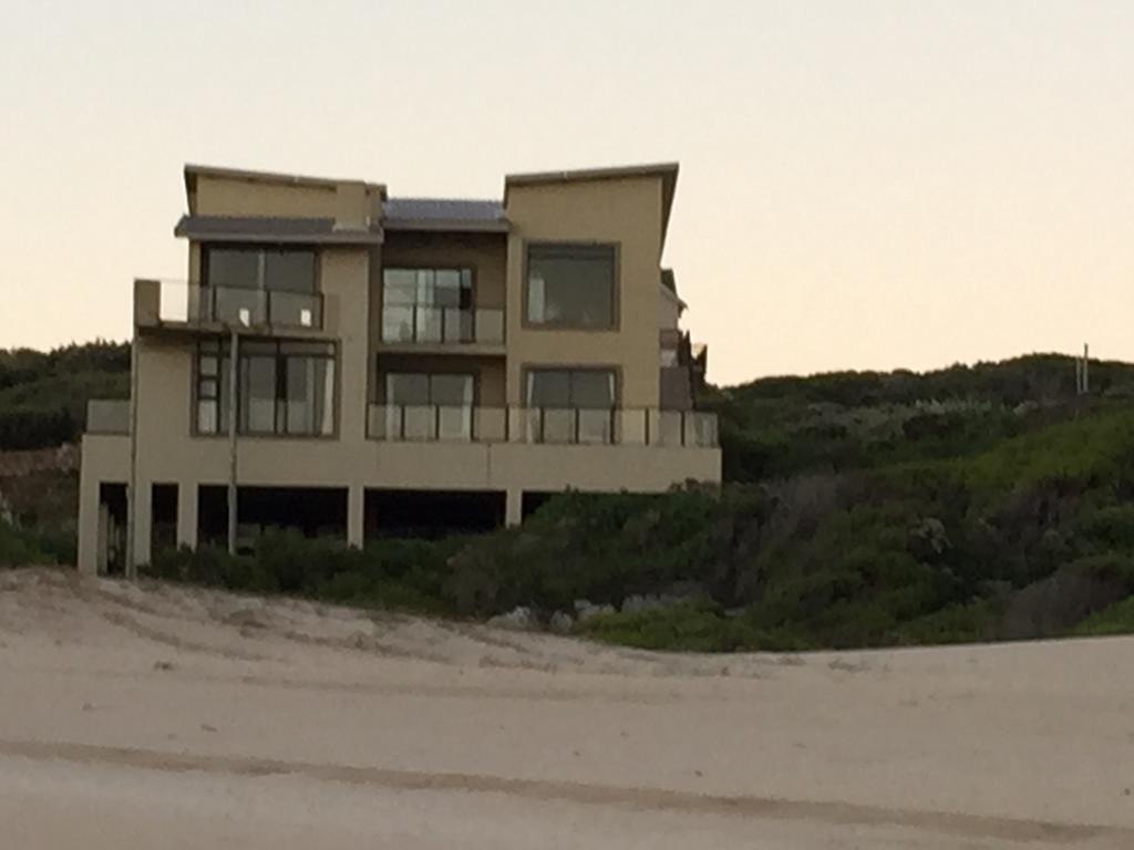 Oyster Bay Beach House Esterno foto