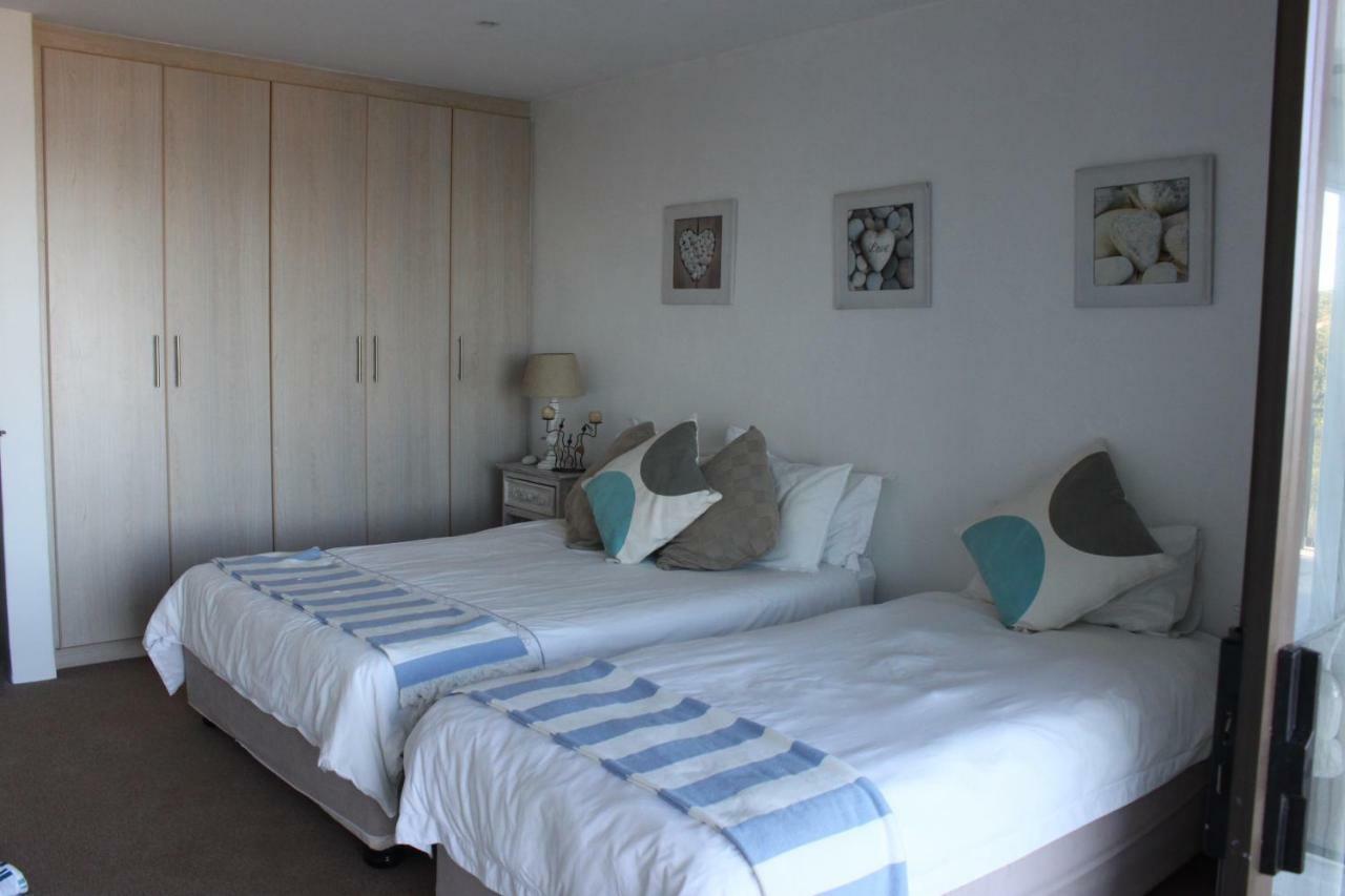 Oyster Bay Beach House Esterno foto